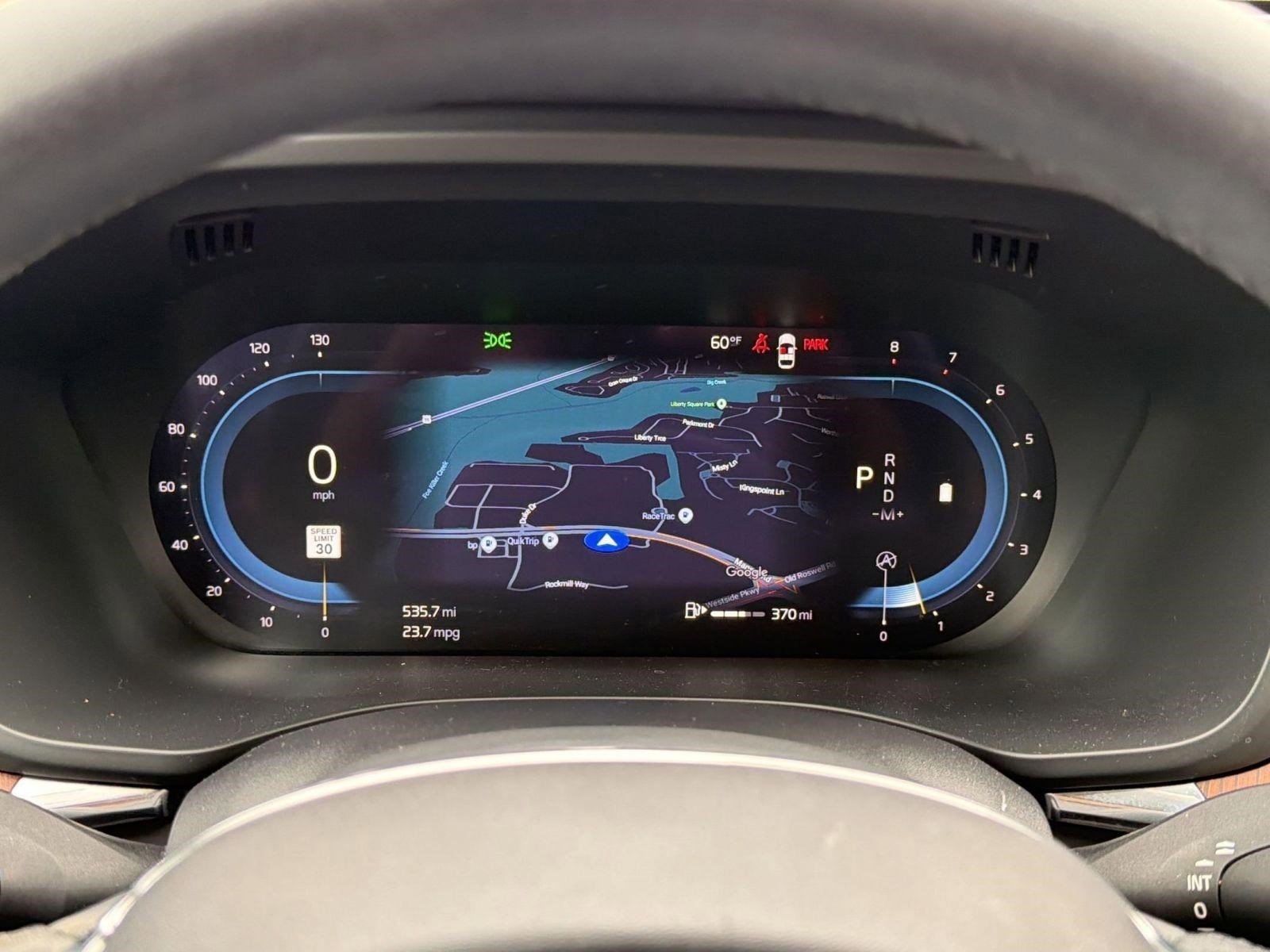 Used 2023 Volvo XC60 B5 Plus w/ Protection Package Premier image 18