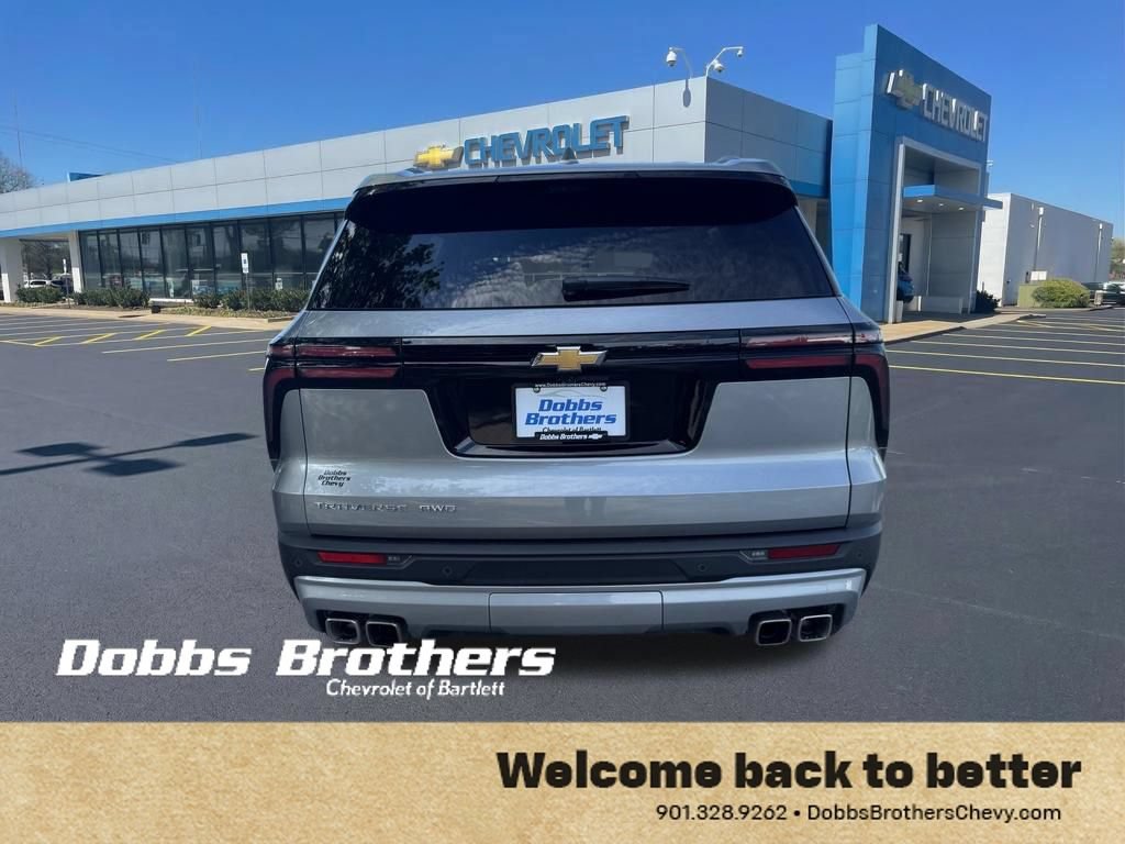 Used 2026 Chevrolet Traverse LT w/ Driver Confidence Package AWD/4WD image 7