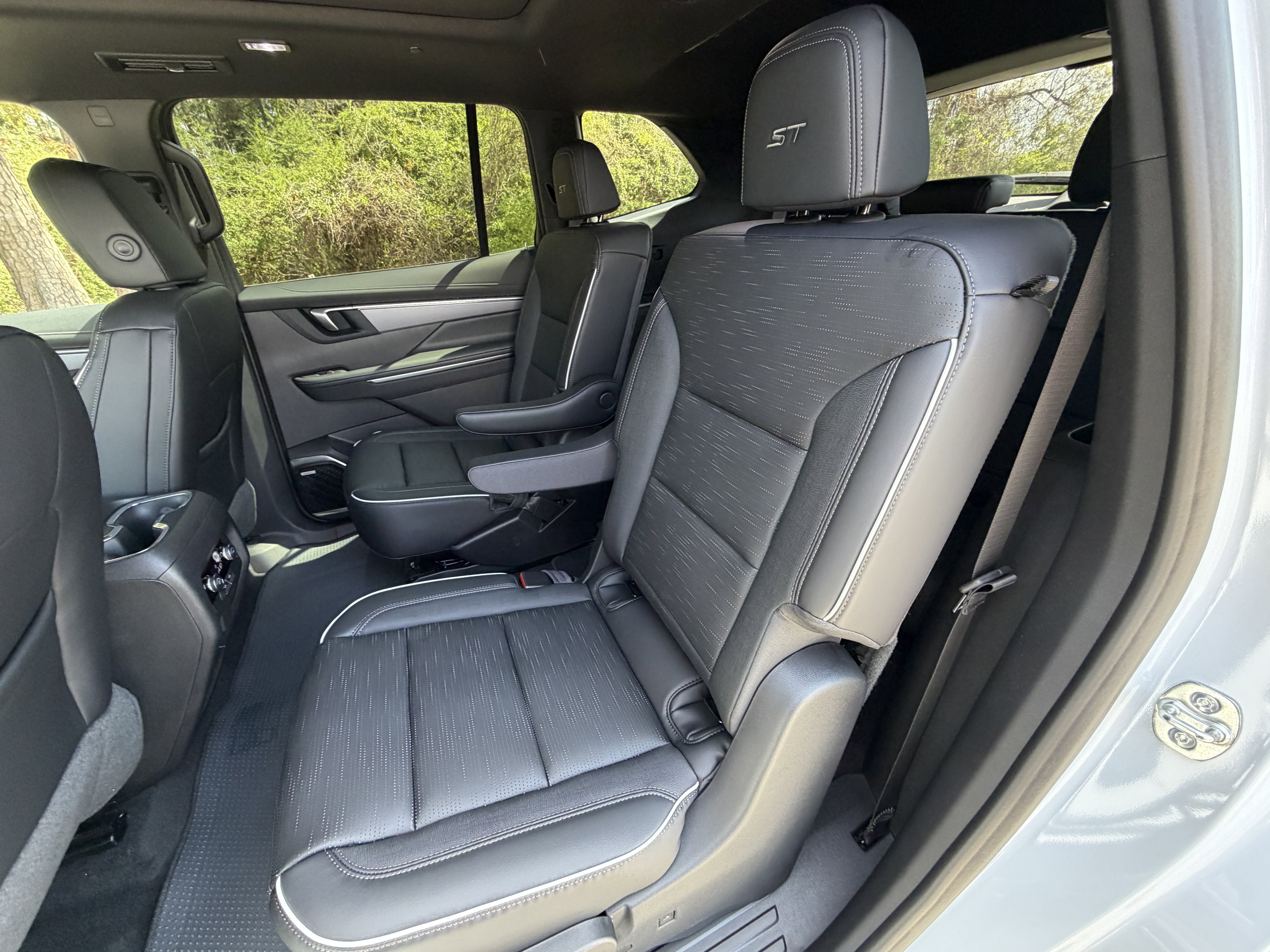 New 2026 Buick Enclave Sport Touring w/ Power Package FWD image 14