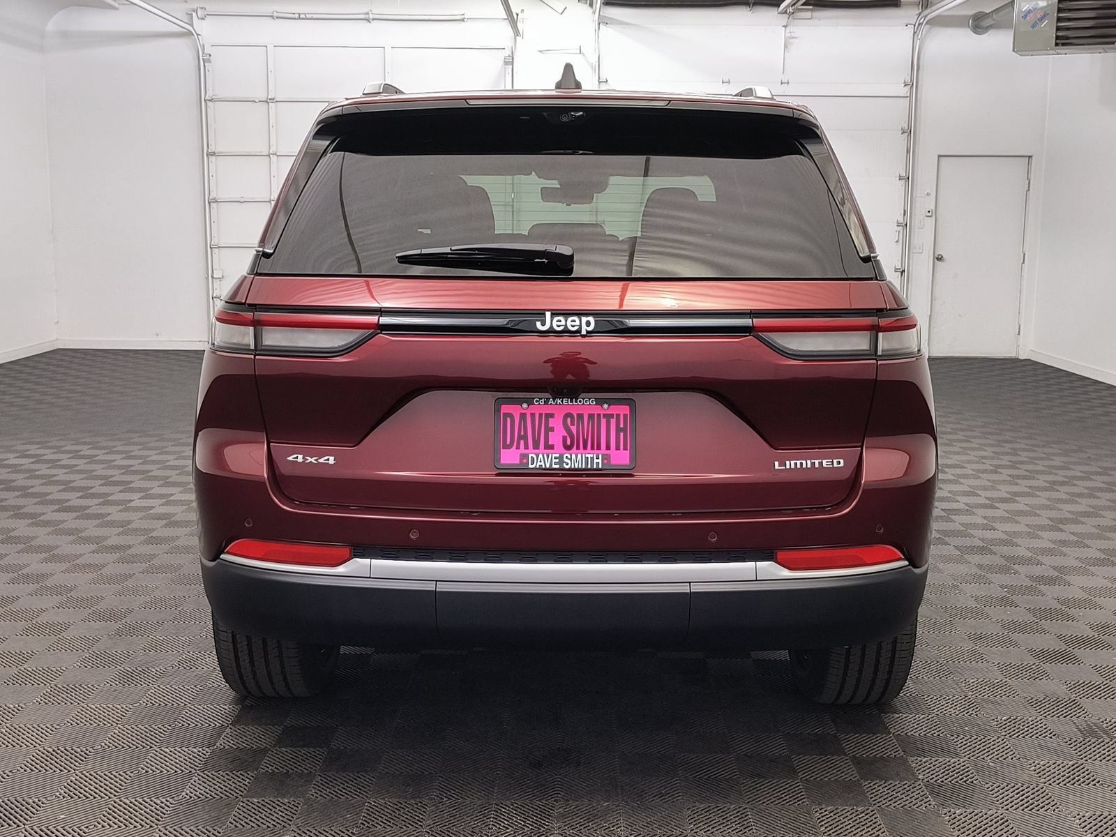 New 2026 Jeep Grand Cherokee Limited w/ Luxury Tech Group II AWD/4WD image 10