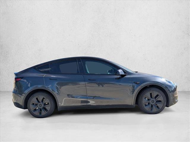 Used 2025 Tesla Model Y Long Range AWD/4WD image 4