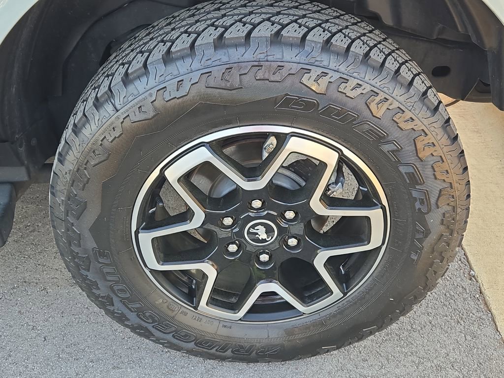 Used 2022 Ford Bronco Outer Banks image 5