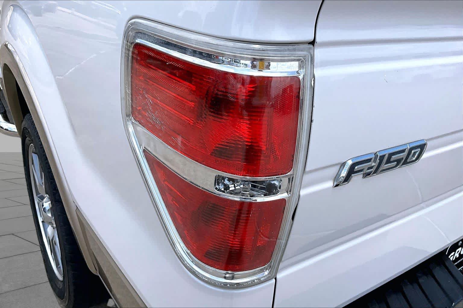 Used 2014 Ford F150 Lariat w/ Equipment Group 502A Luxury RWD image 26