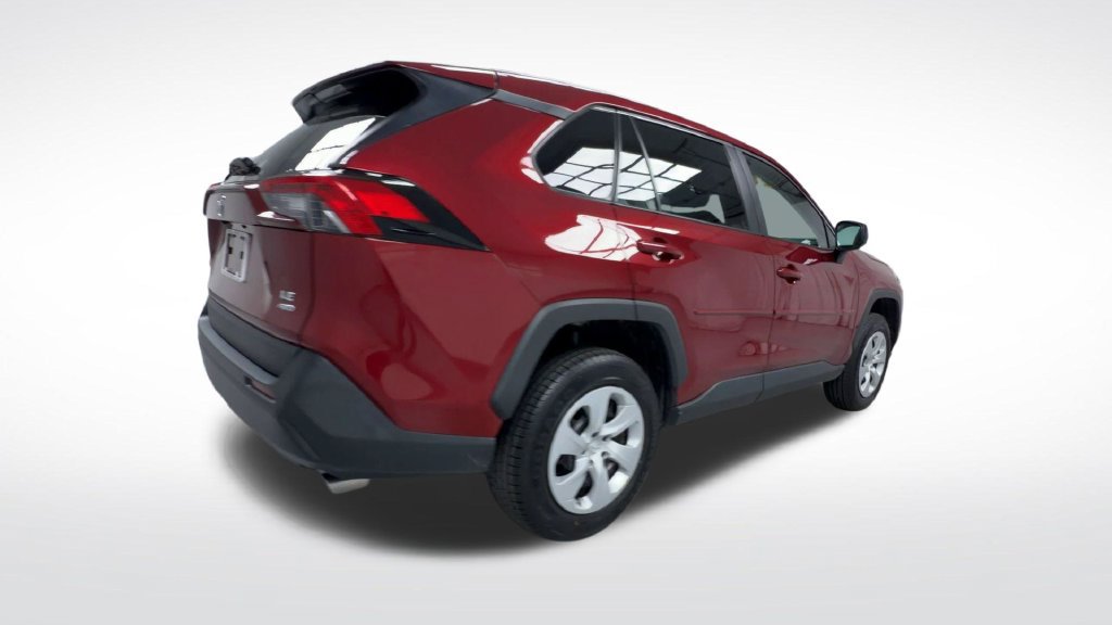 Certified 2024 Toyota RAV4 LE AWD/4WD image 9