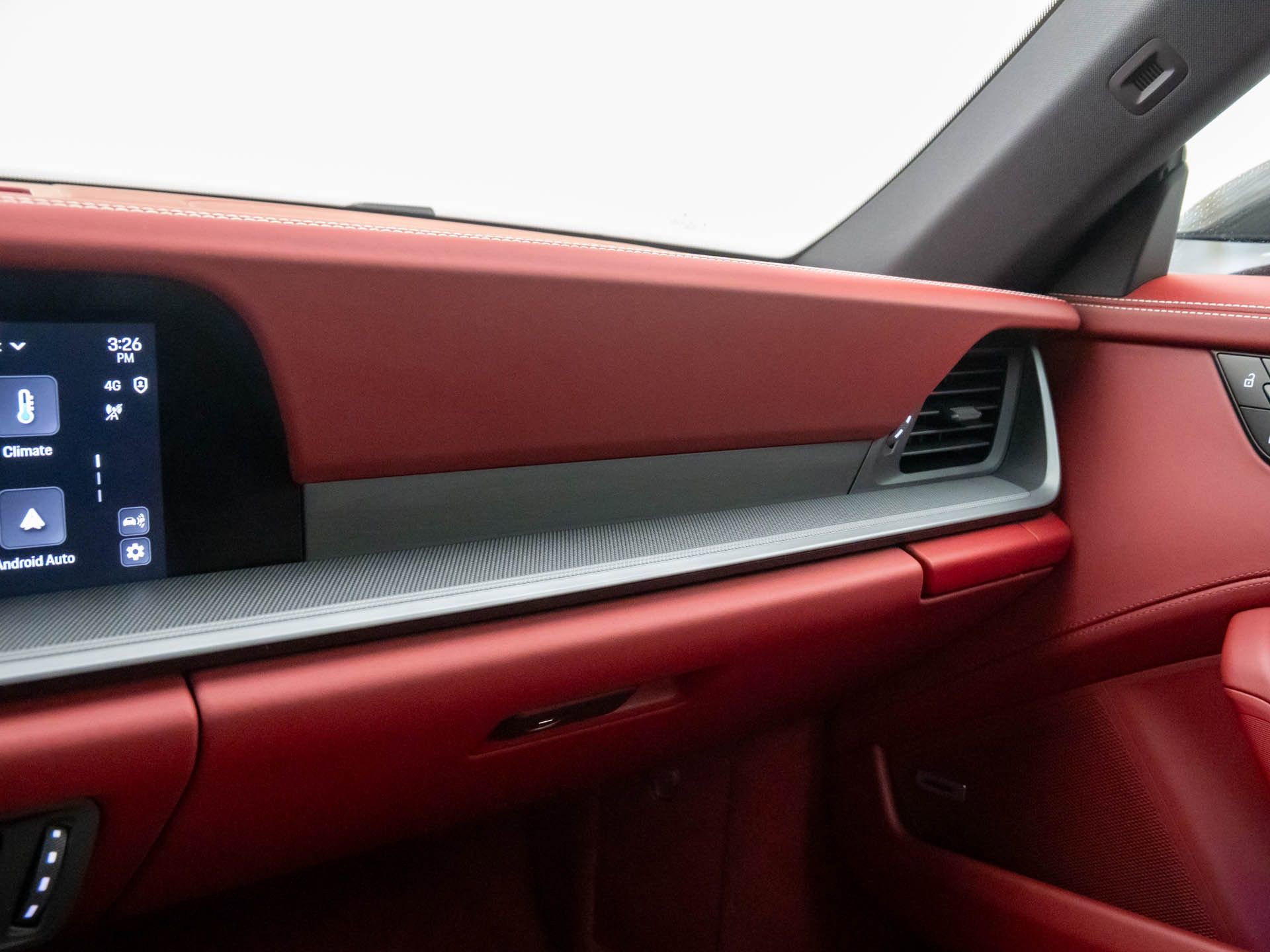 Certified 2025 Porsche 911 Carrera image 27