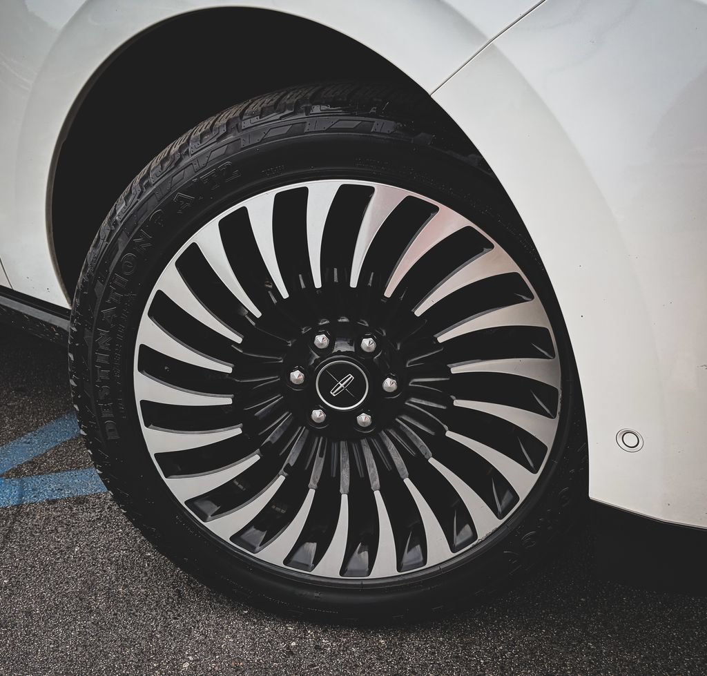 Used 2018 Lincoln Navigator L Black Label AWD/4WD image 44