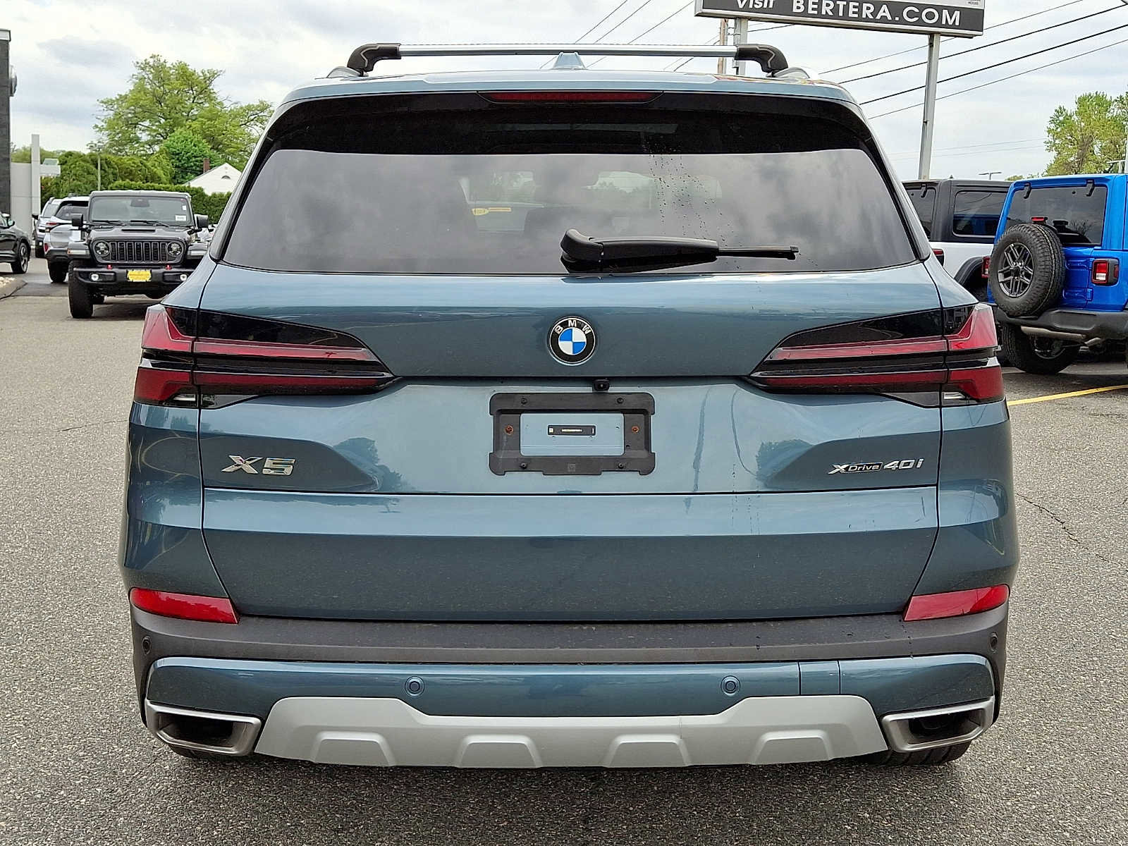 Used 2025 BMW X5 xDrive40i w/ Premium Package AWD/4WD image 5
