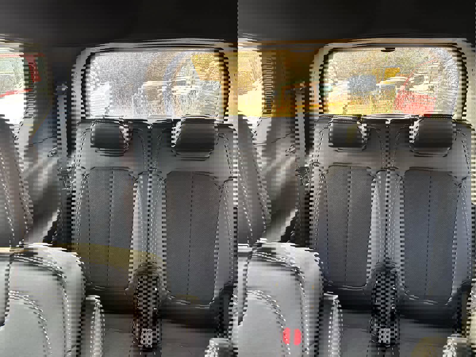 New 2025 Jeep Grand Cherokee L Laredo image 25