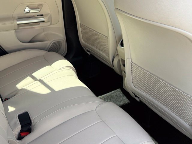 Certified 2026 Mercedes-Benz GLA 250 image 25