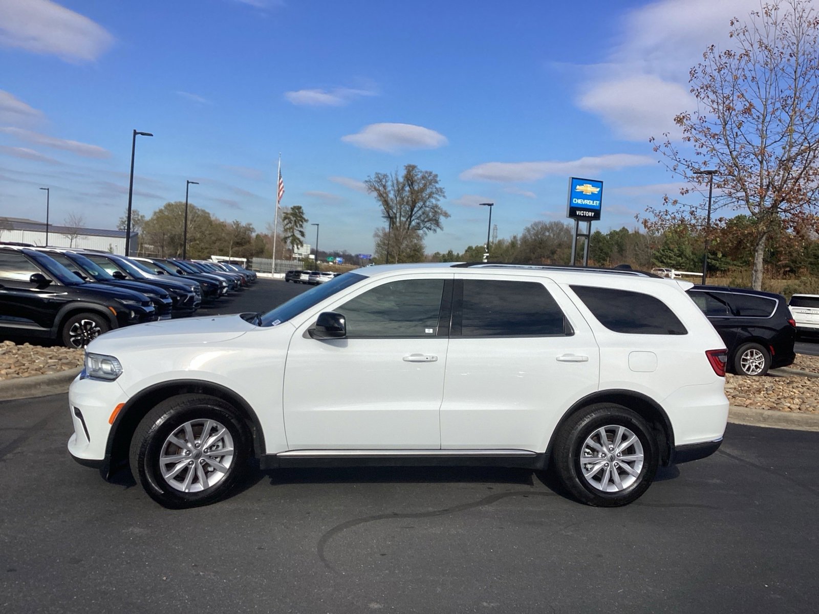 Used 2024 Dodge Durango SXT image 6