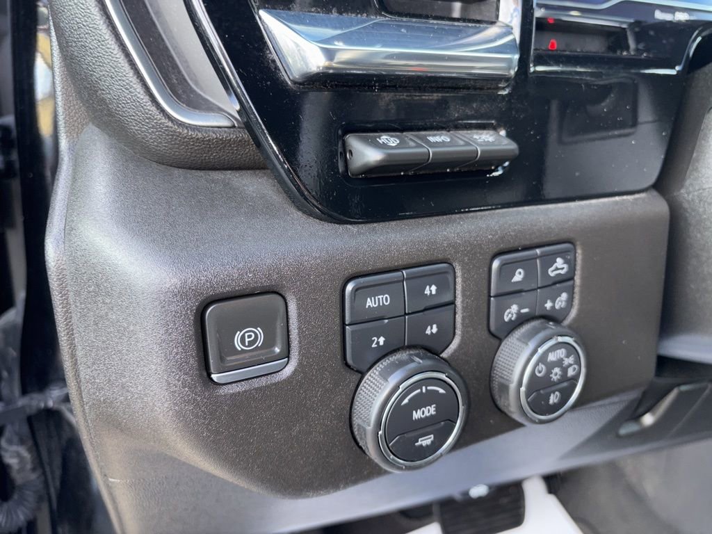 Used 2024 Chevrolet Silverado 2500 High Country w/ High Country Premium Package AWD/4WD image 19