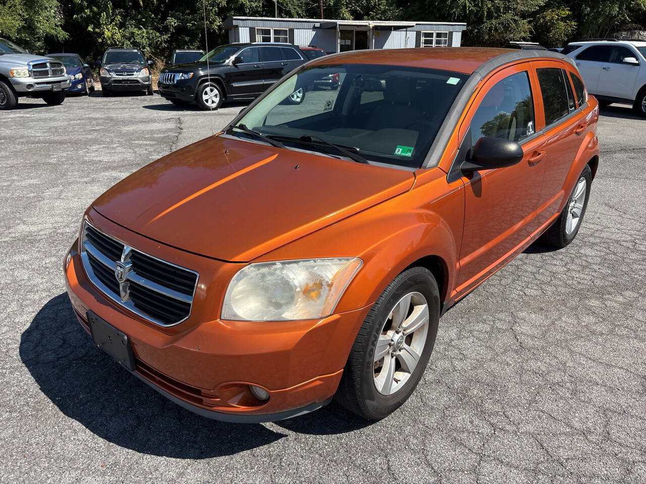 Used 2011 Dodge Caliber Mainstreet image 2