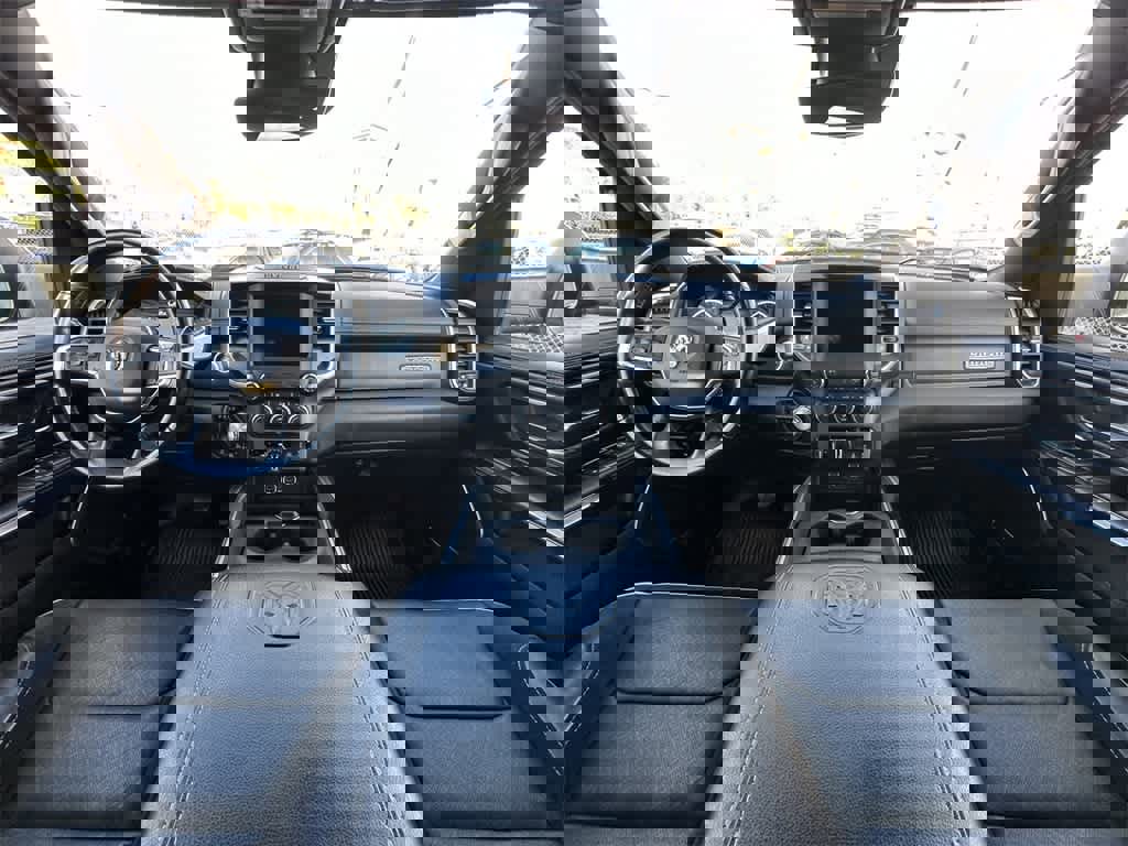 Used 2021 RAM 1500 Laramie w/ Sport Appearance Package image 10