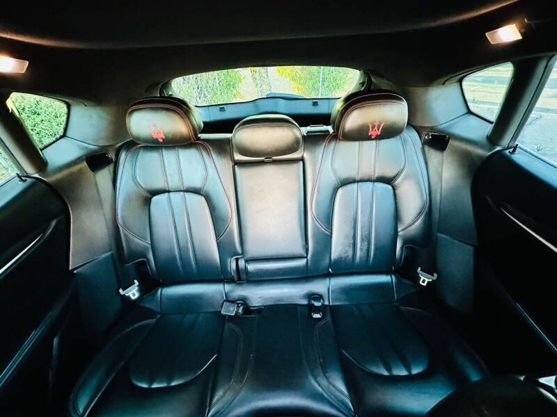 Used 2017 Maserati Levante S image 8