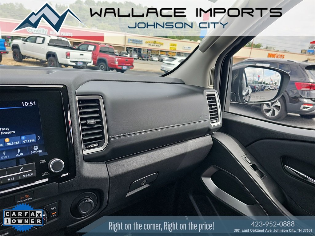 Used 2024 Nissan Frontier SL image 12