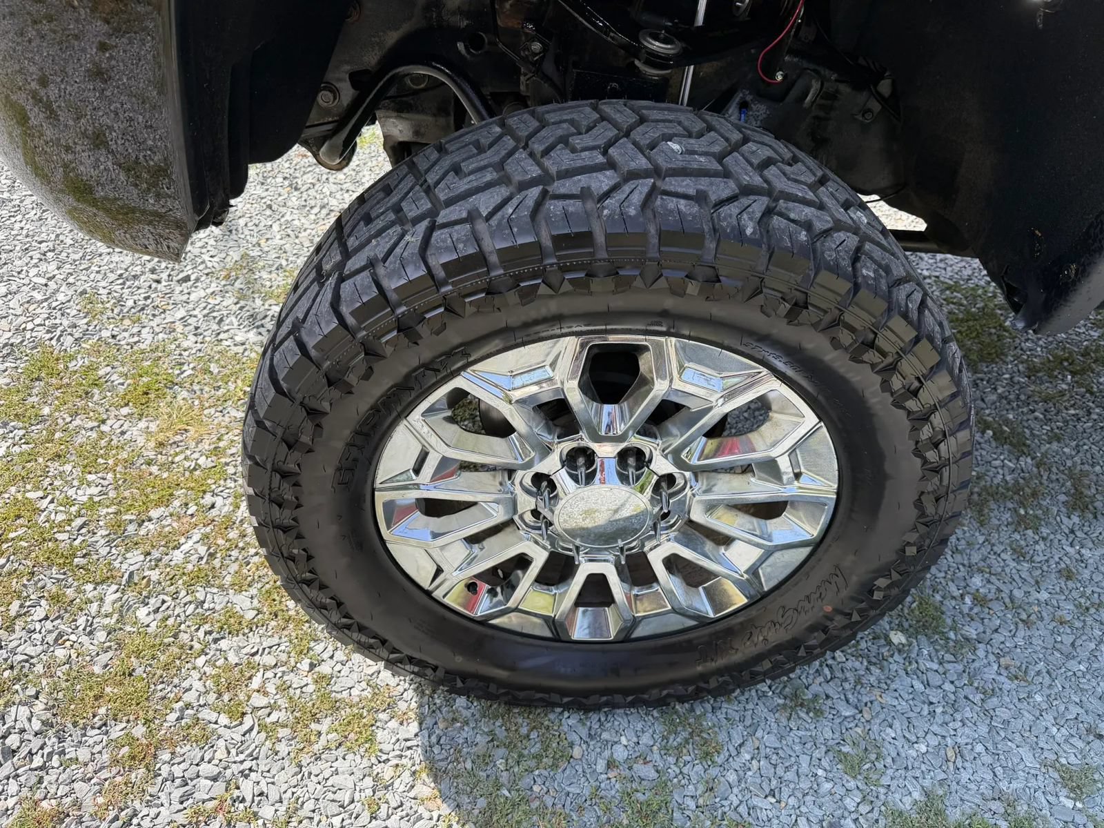 Used 2019 GMC Sierra 2500 Denali w/ Duramax Plus Package AWD/4WD image 11