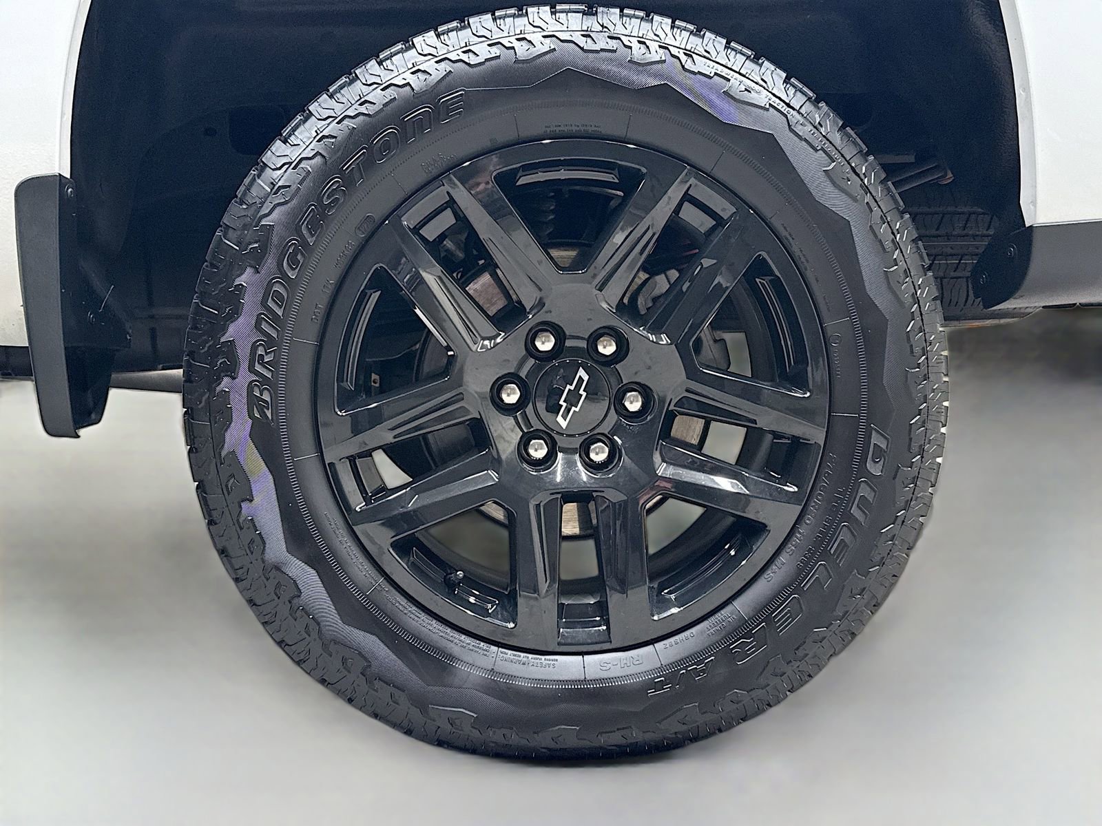 Used 2025 Chevrolet Silverado 1500 Custom Trail Boss w/ Turbomax Blackout Package image 33