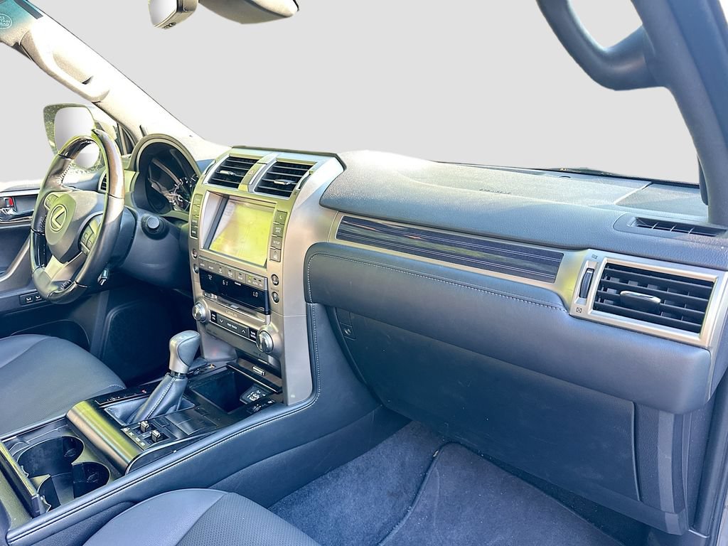 Used 2021 Lexus GX 460 Premium w/ Premium Package AWD/4WD image 32