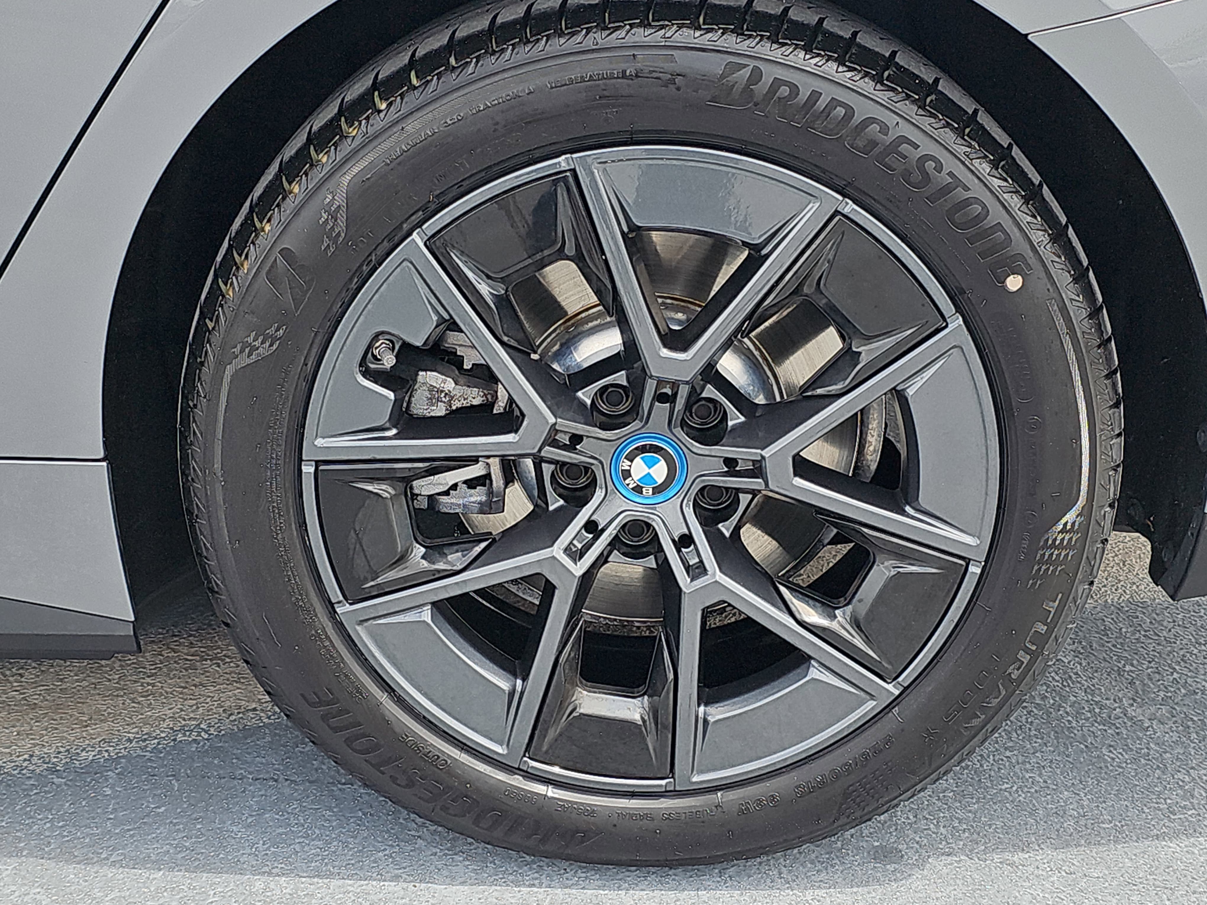 Certified 2023 BMW i4 eDrive35 w/ Premium Package RWD image 34