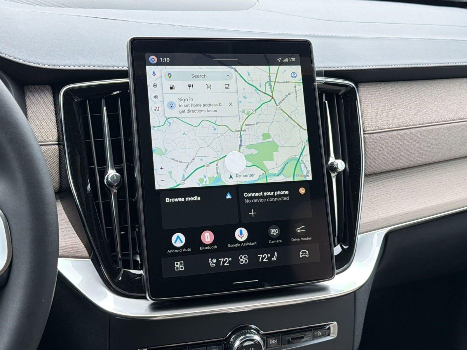 New 2026 Volvo XC90 B5 Core w/ Protection Package image 23