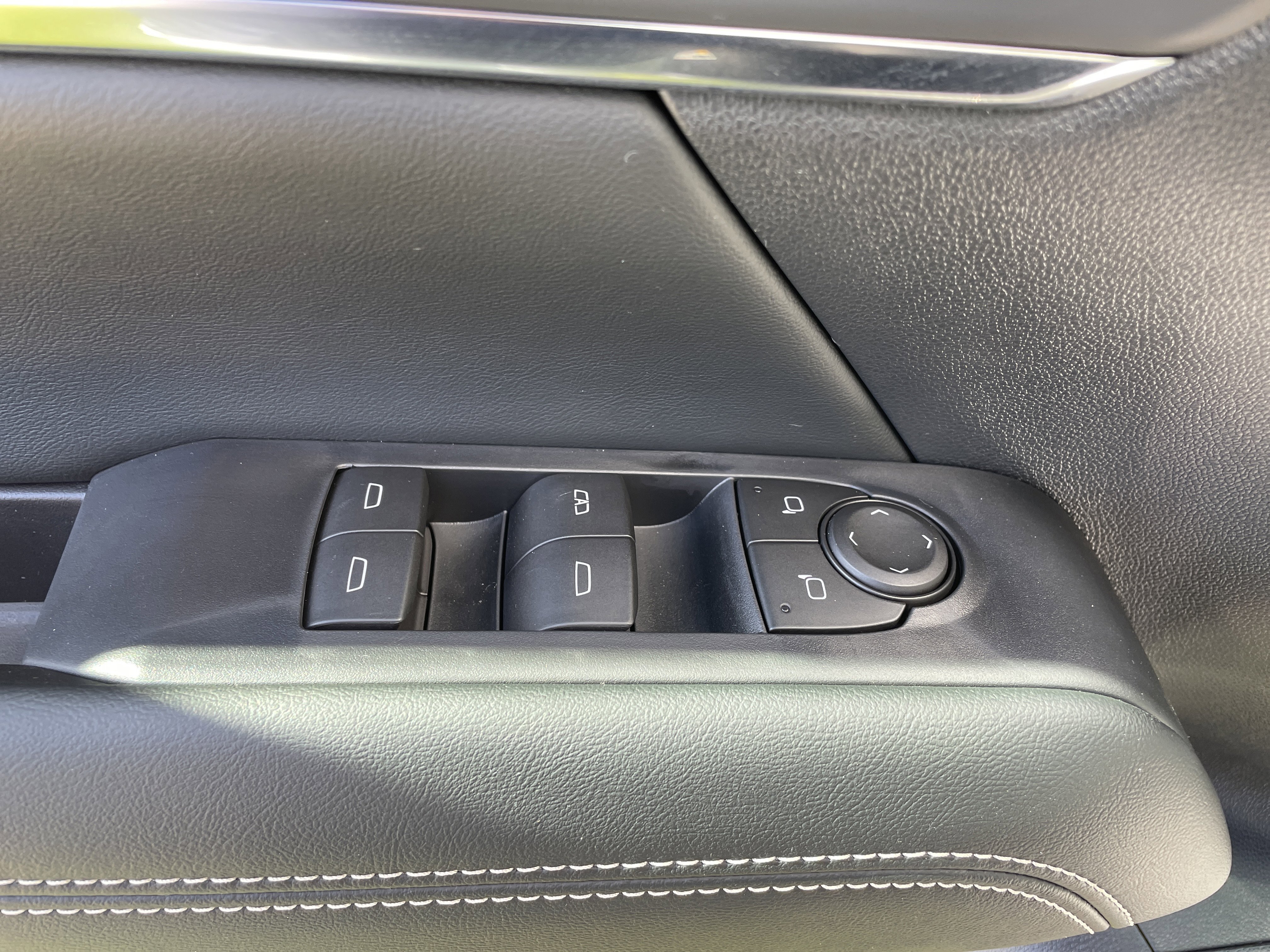 New 2026 GMC Terrain Elevation w/ Black Edition image 11