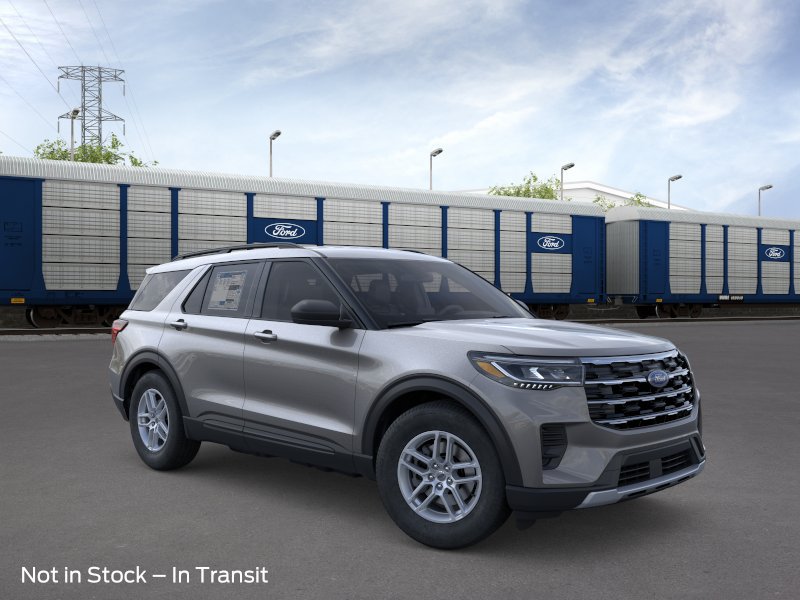 New 2026 Ford Explorer Active RWD image 7