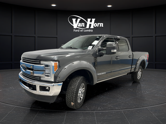 Used 2019 Ford F350 Lariat w/ Lariat Ultimate Package AWD/4WD image 3