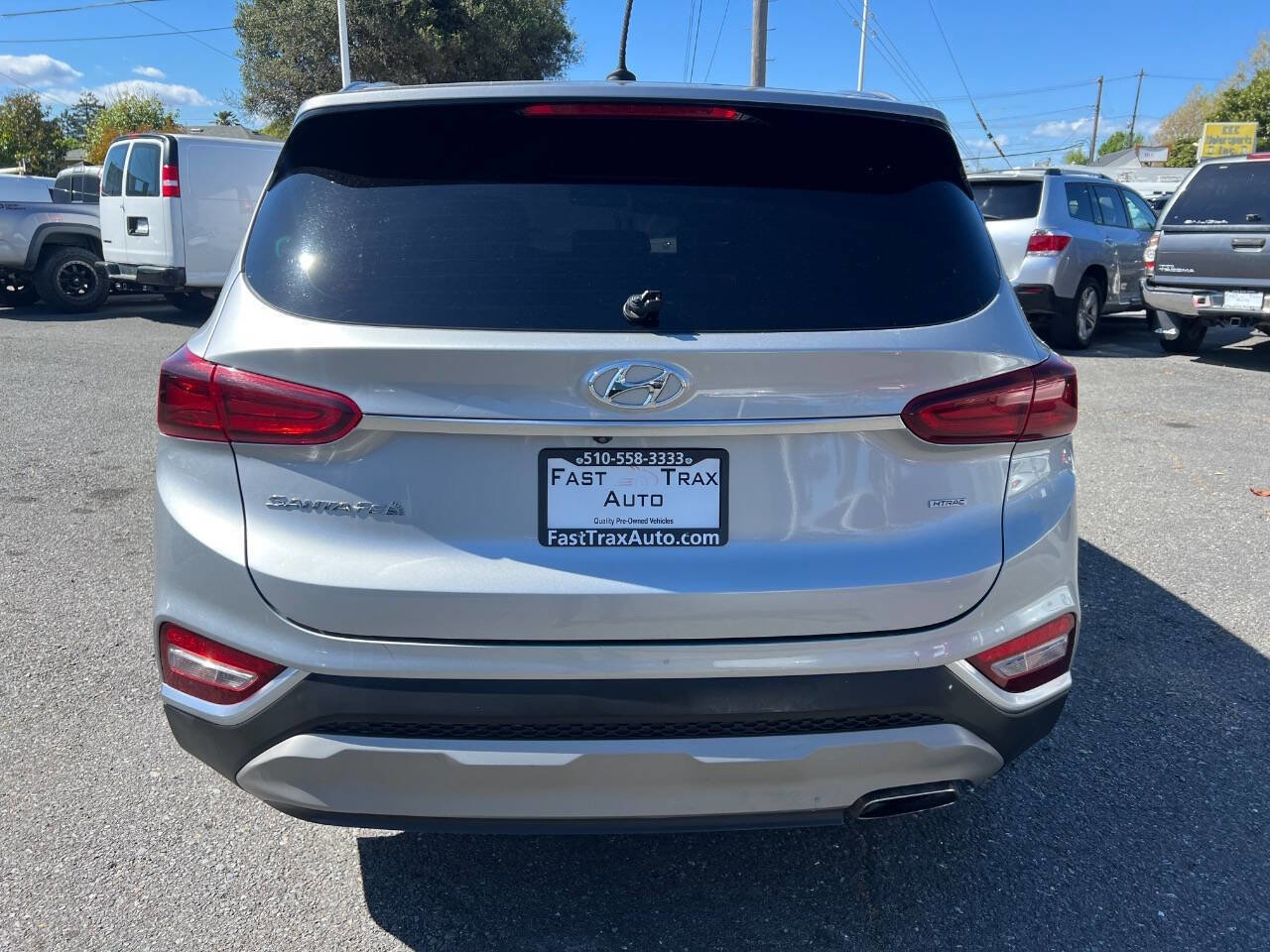 Used 2020 Hyundai Santa Fe SE image 7