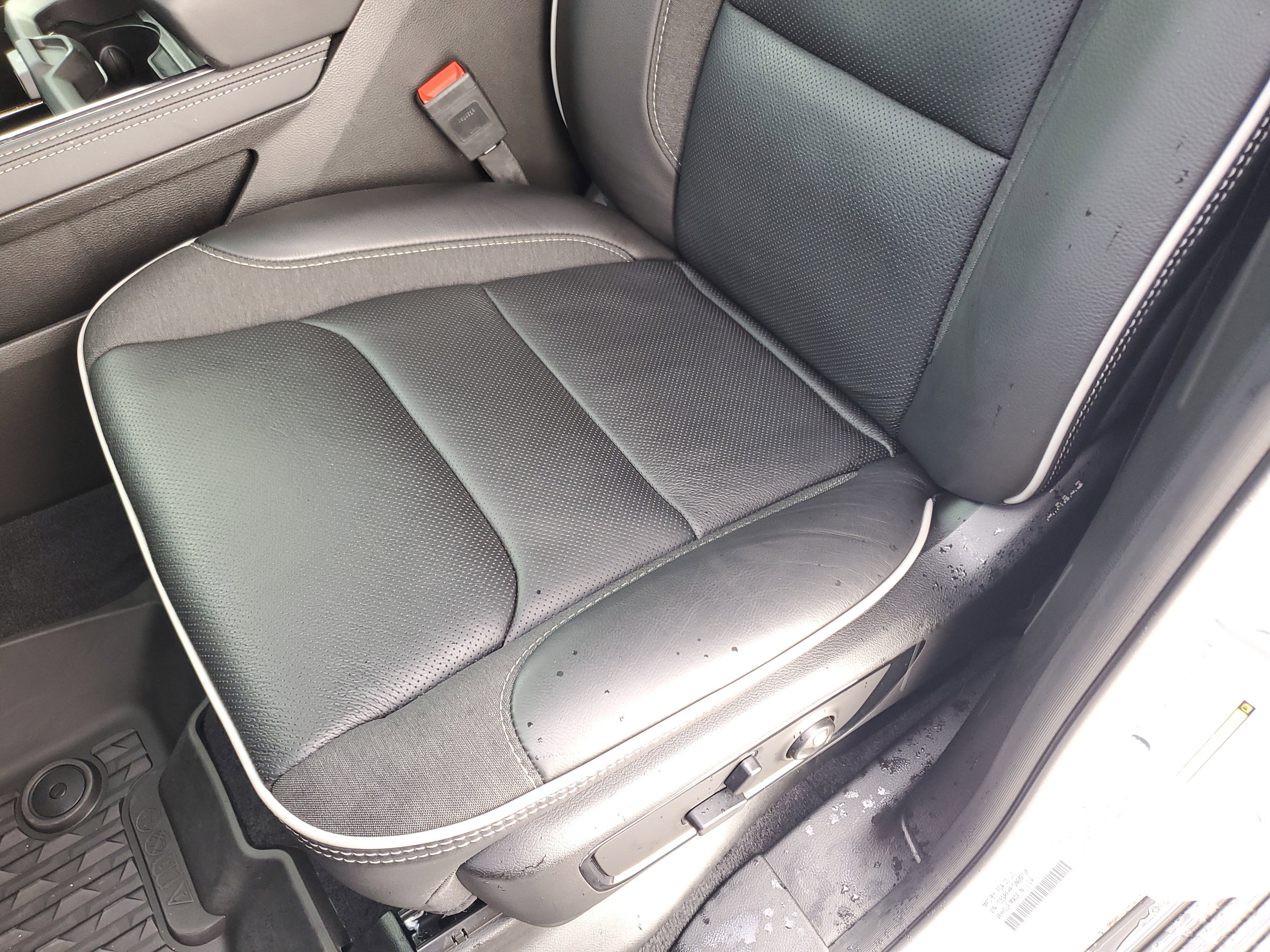 Used 2025 RAM 1500 Limited w/ Bed Utility Group image 20