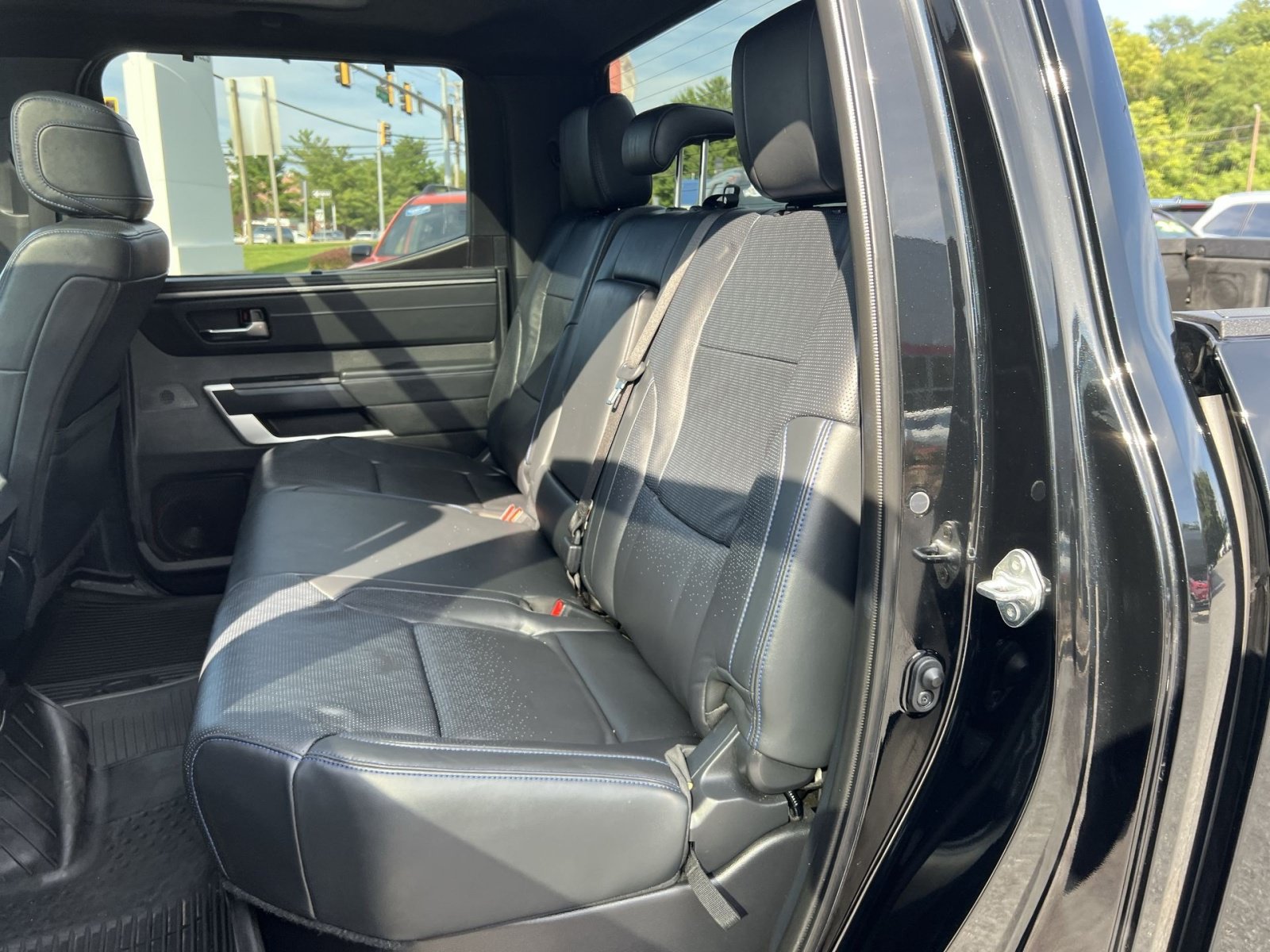 Used 2023 Toyota Tundra Platinum AWD/4WD image 44