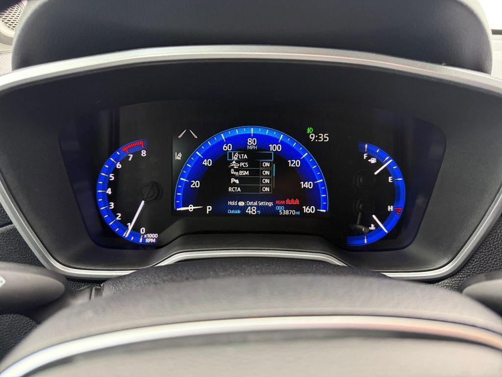 Used 2022 Toyota Corolla Cross XLE w/ Convenience Package image 14