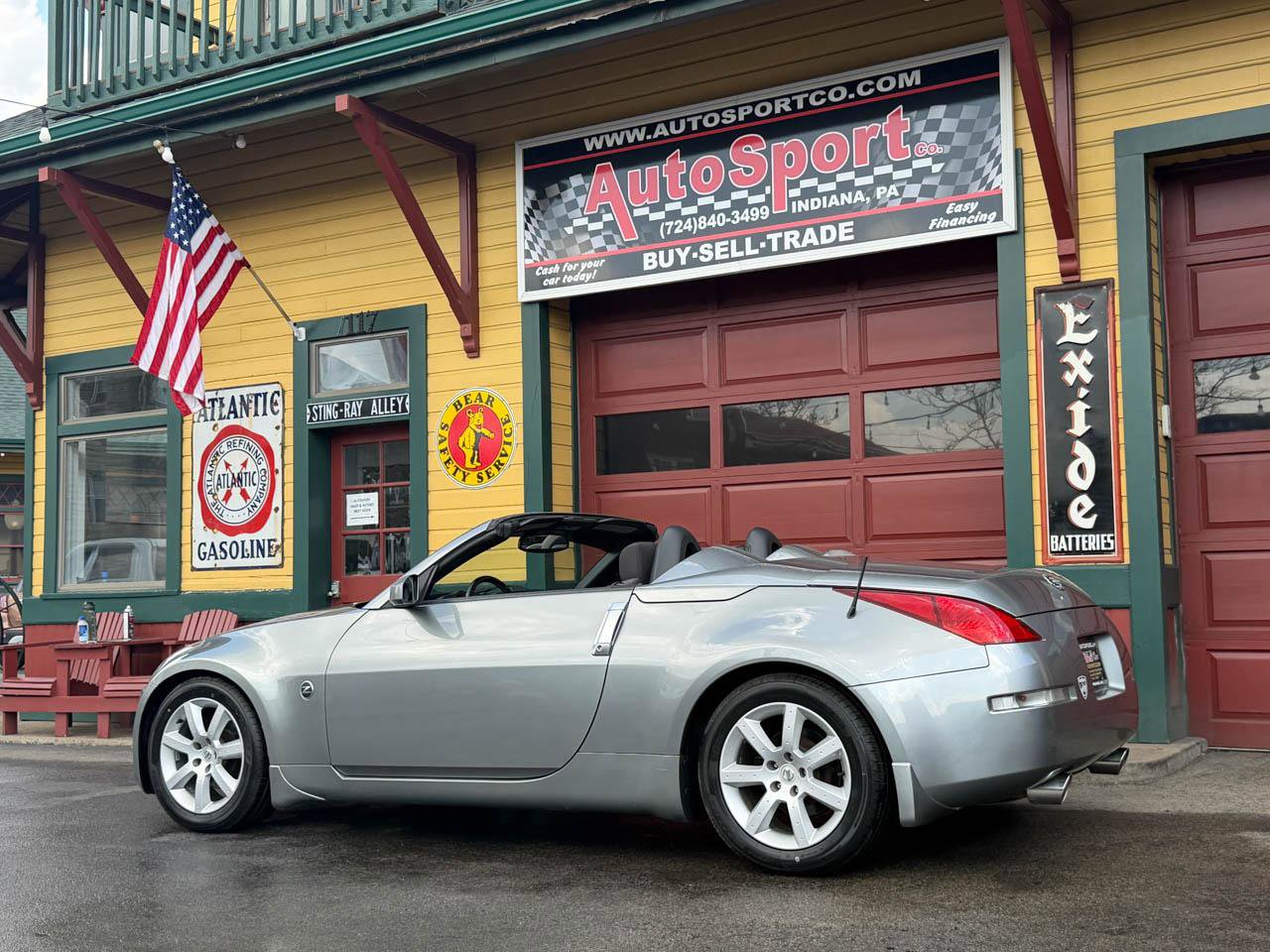 Used 2004 Nissan 350Z Enthusiast RWD image 16