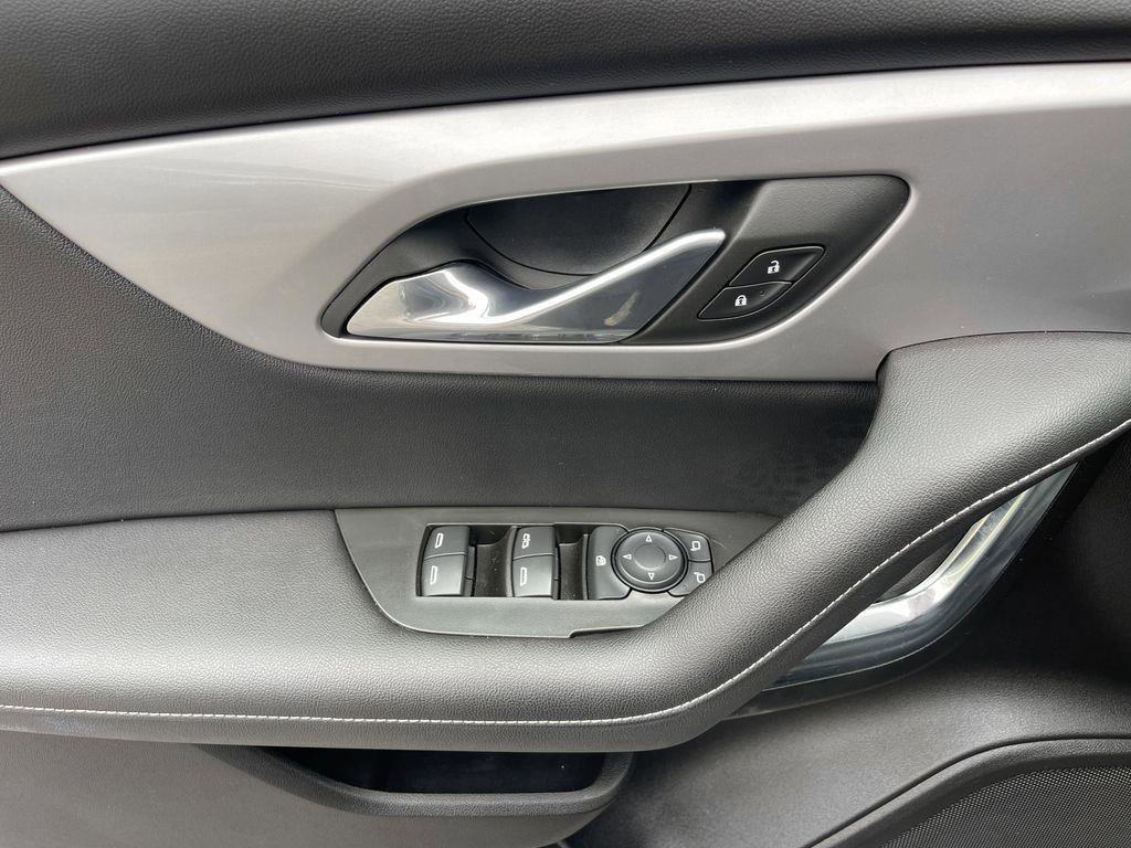 Used 2023 Chevrolet Blazer LT image 15