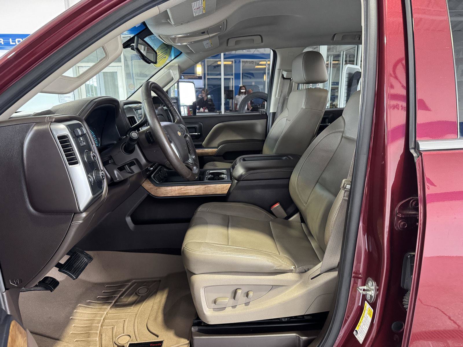 Used 2015 Chevrolet Silverado 2500 LTZ w/ Duramax Plus Package AWD/4WD image 7