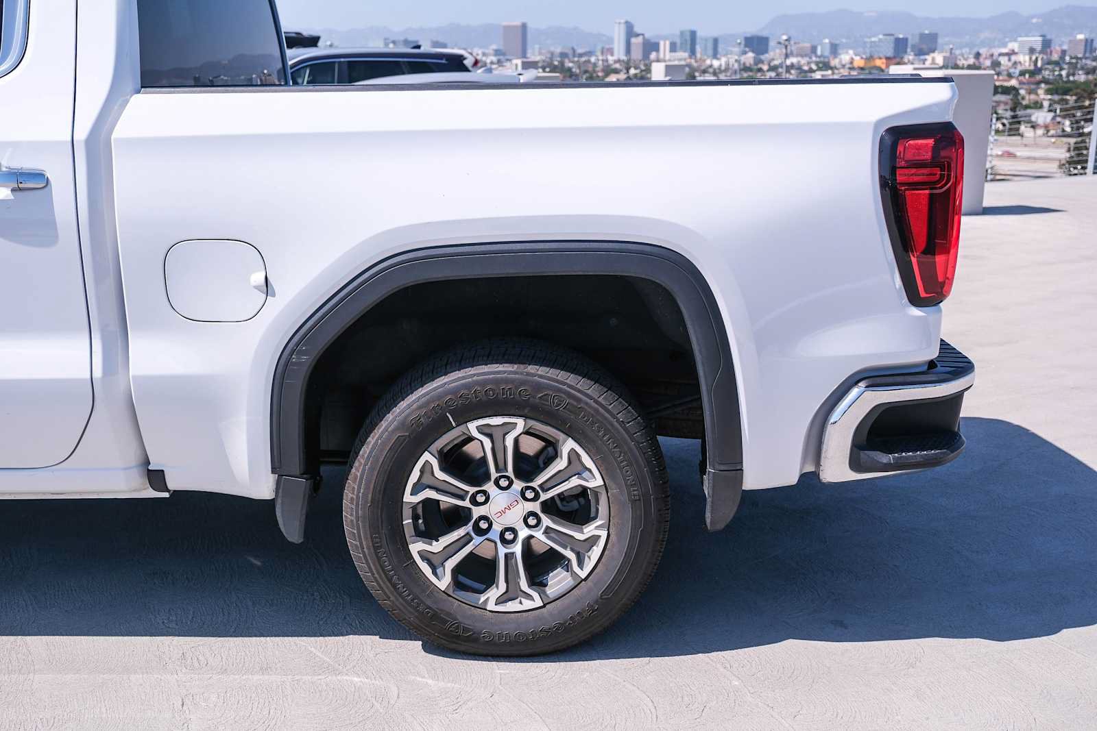 Used 2025 GMC Sierra 1500 SLT RWD image 8