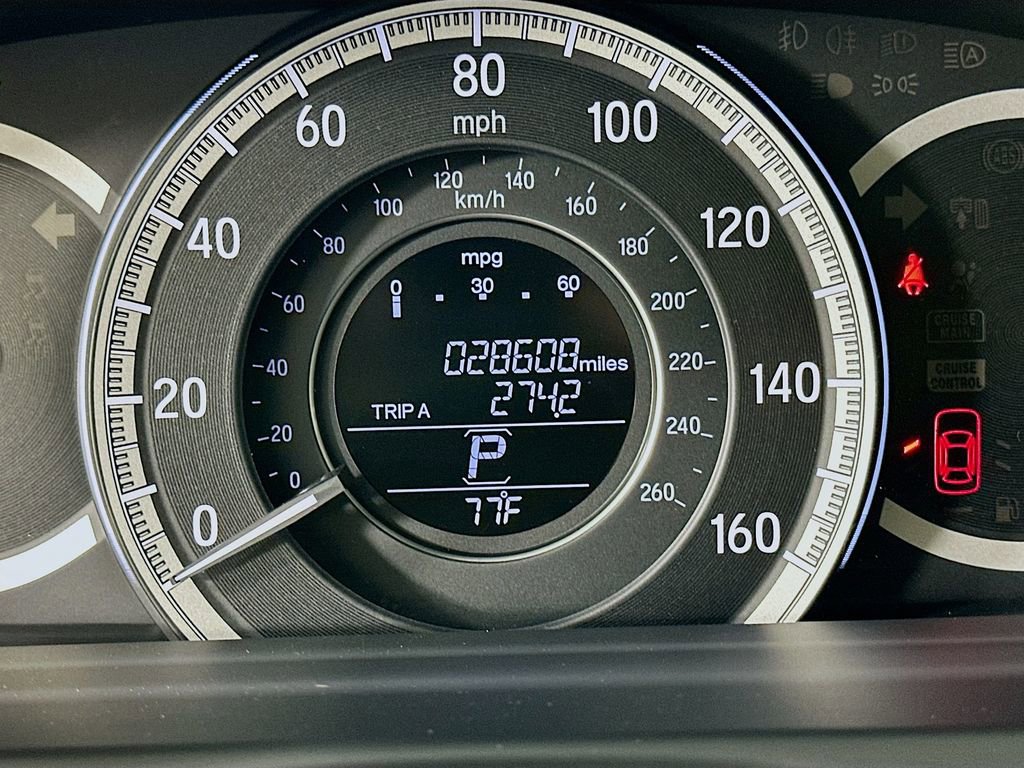 Used 2016 Honda Accord EX image 12