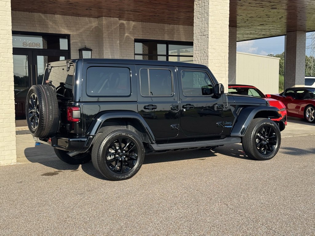Used 2021 Jeep Wrangler Unlimited Sahara image 12