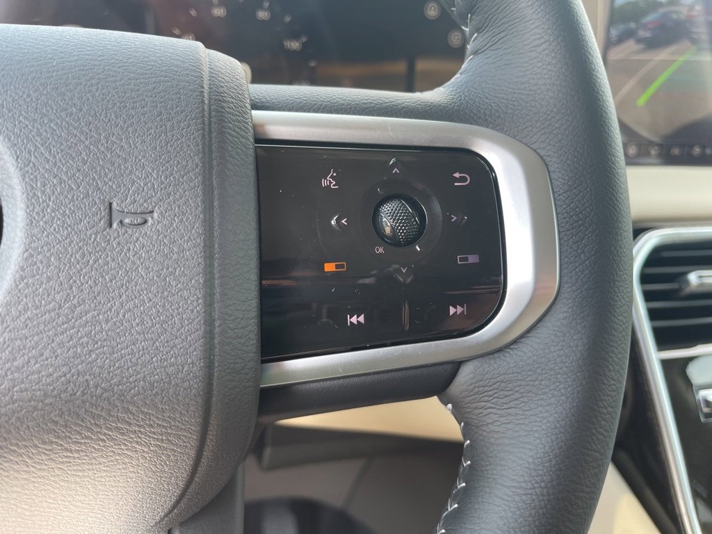 New 2025 Nissan Armada Platinum image 15