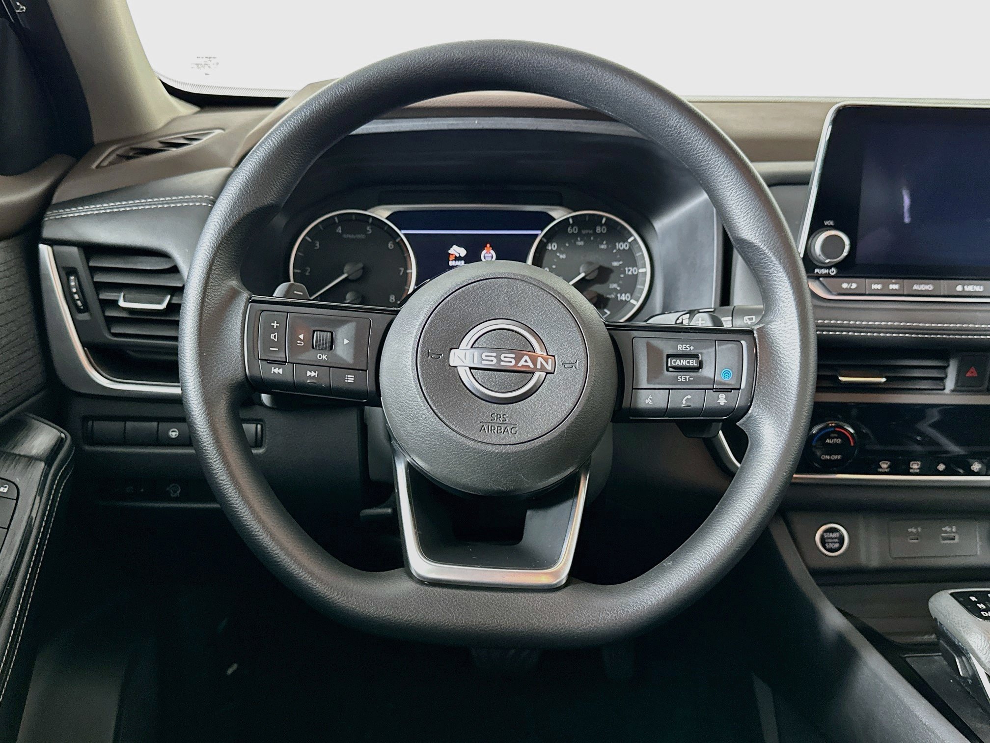 Used 2023 Nissan Rogue SV FWD image 18