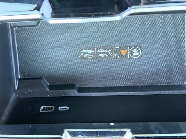 Used 2025 GMC Yukon XL Denali image 22