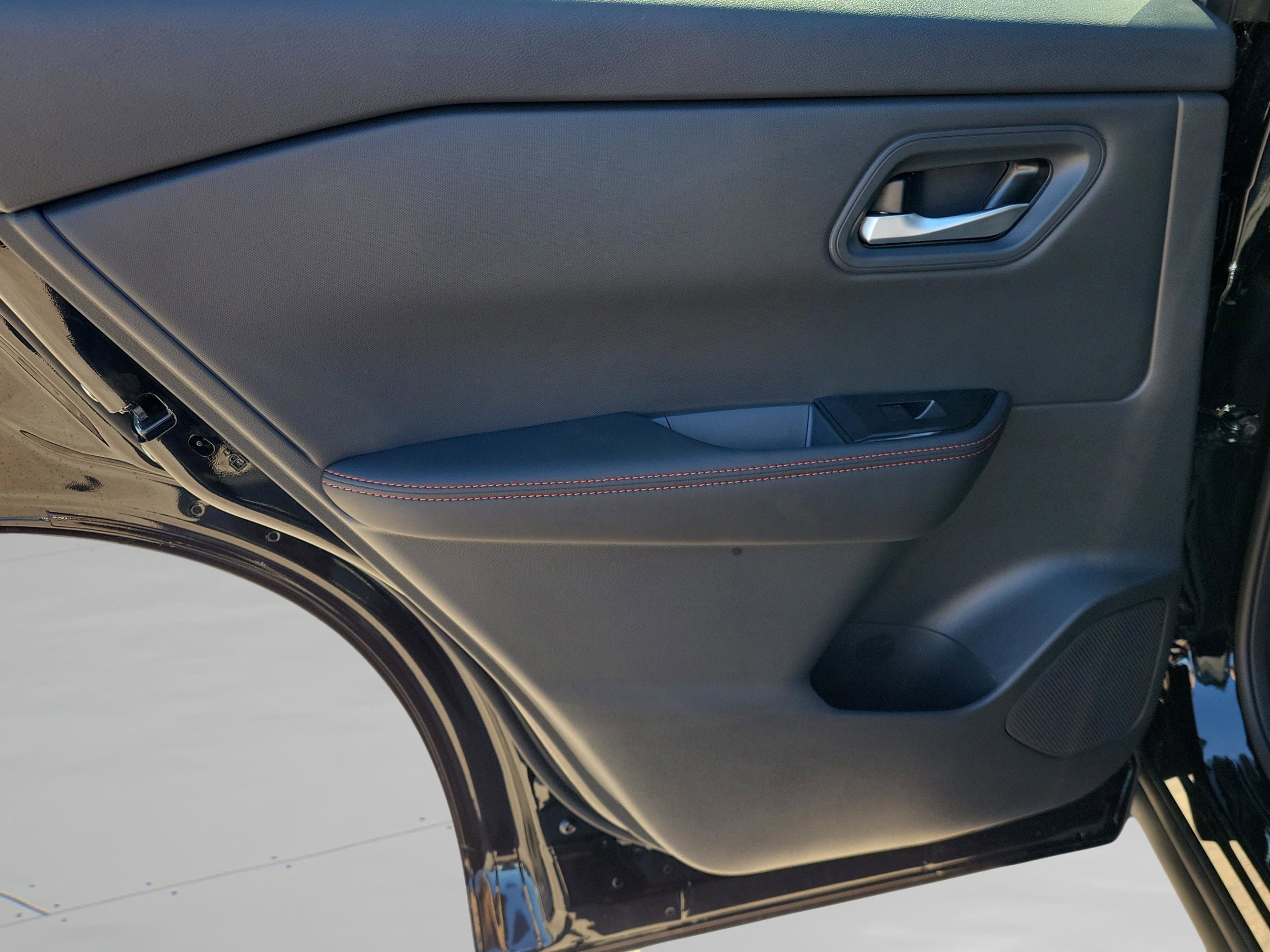 New 2026 Nissan Rogue Rock Creek image 31