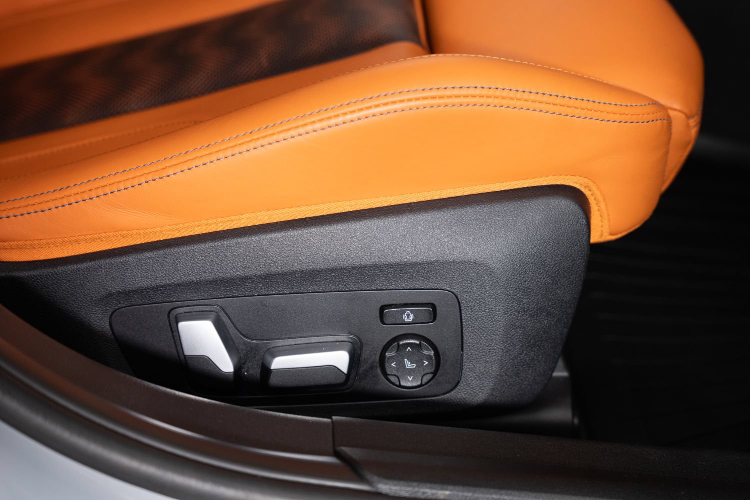 Used 2021 BMW M3 RWD image 28