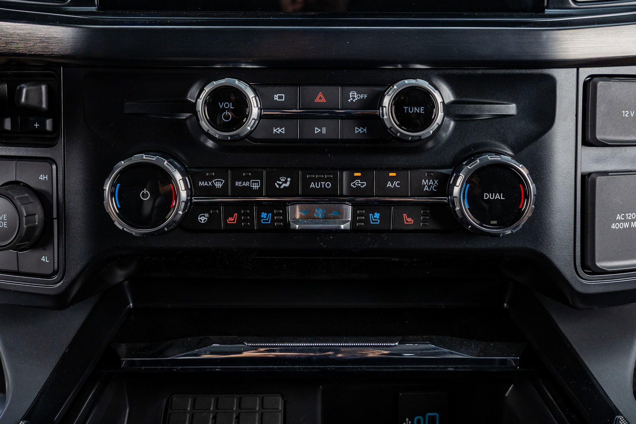 Used 2026 Ford F450 Lariat image 37