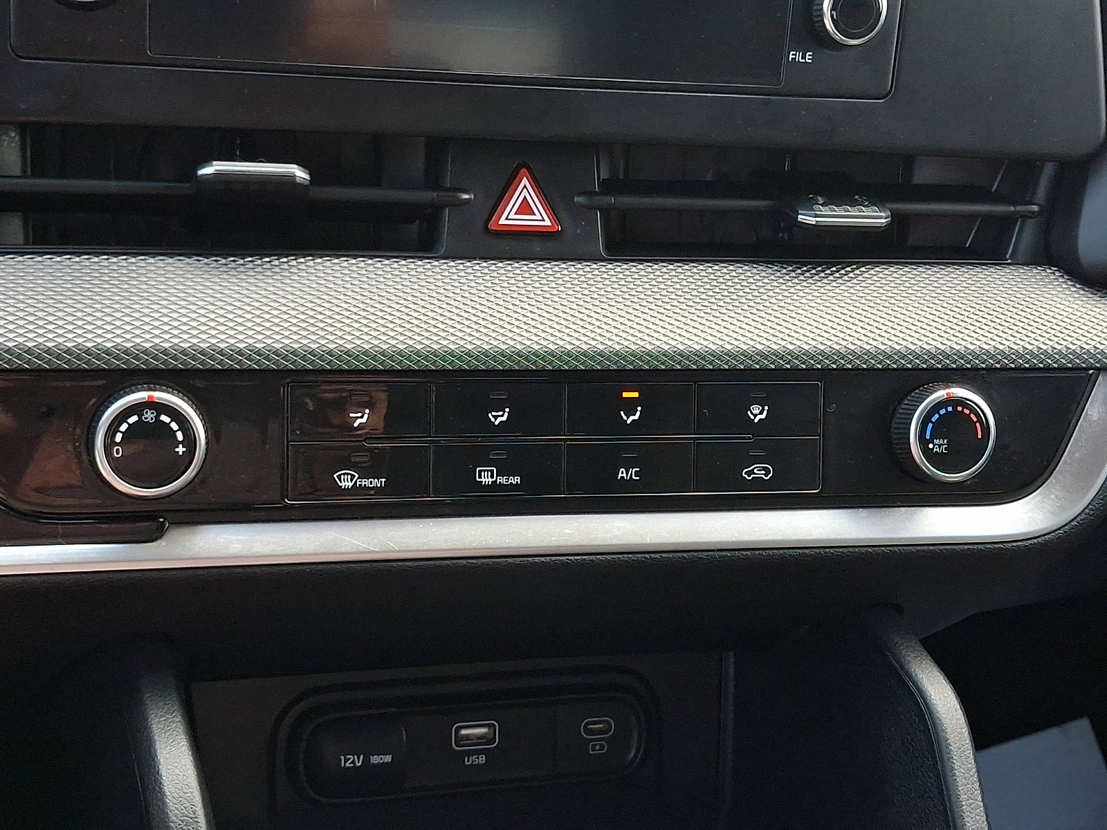 Used 2023 Kia Sportage LX image 14