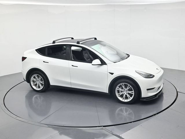 Used 2022 Tesla Model Y Long Range AWD/4WD image 40
