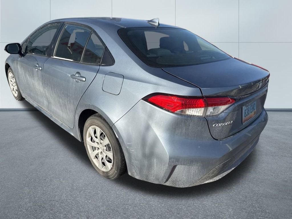 Used 2021 Toyota Corolla LE w/ Carpet Mat Package (TMS) image 3