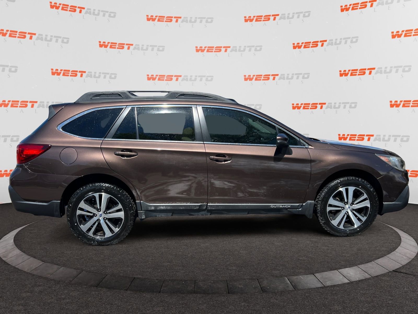 Used 2019 Subaru Outback 2.5i Limited w/ Popular Package #2 AWD/4WD image 6