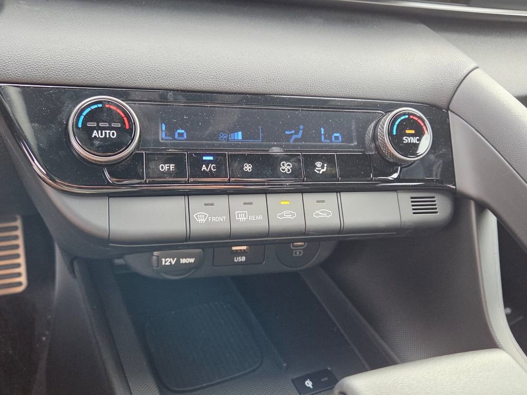 New 2025 Hyundai Elantra Sport image 20