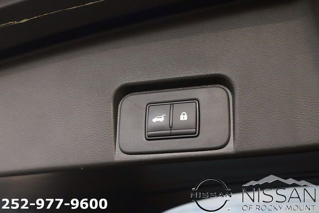 Certified 2024 Nissan Rogue SL FWD image 16