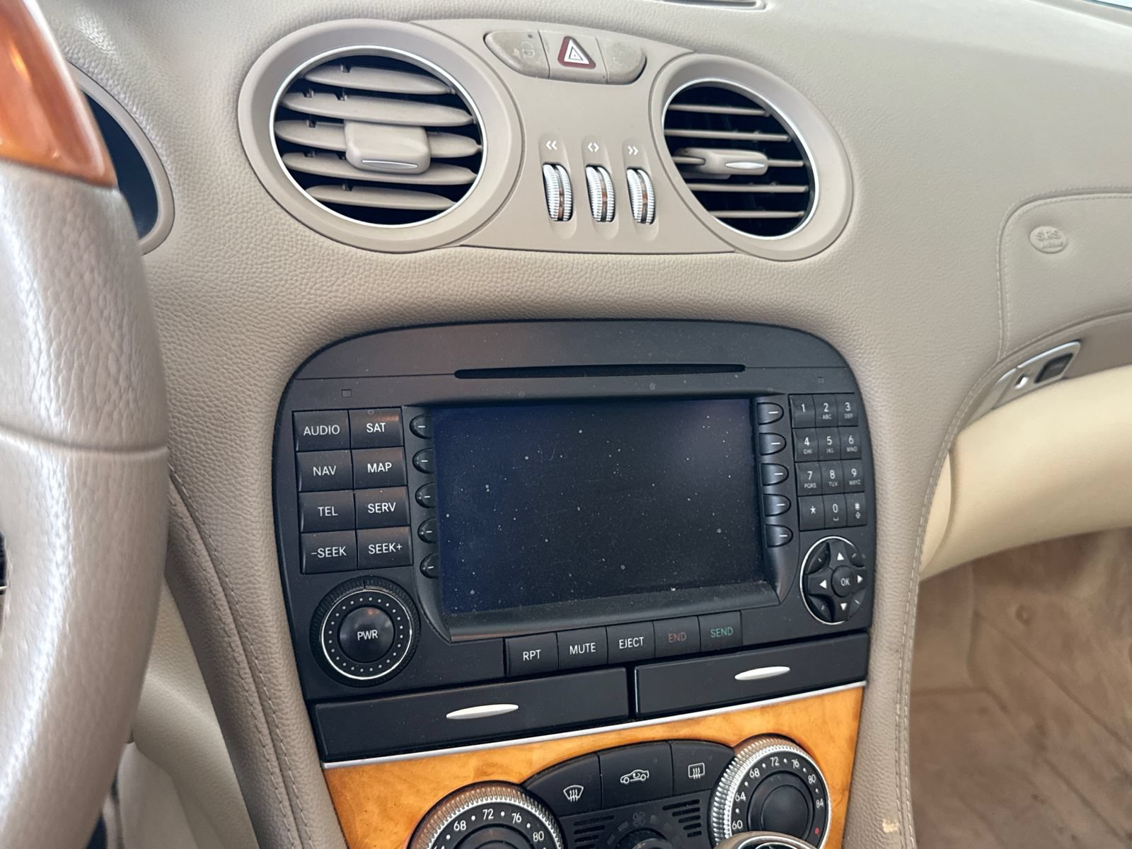 Used 2006 Mercedes-Benz SL 500 image 19